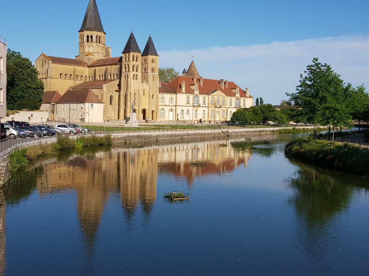 Hotel Aux Vendanges De Bourgogne Паре-ле-Моньяль Екстер'єр фото
